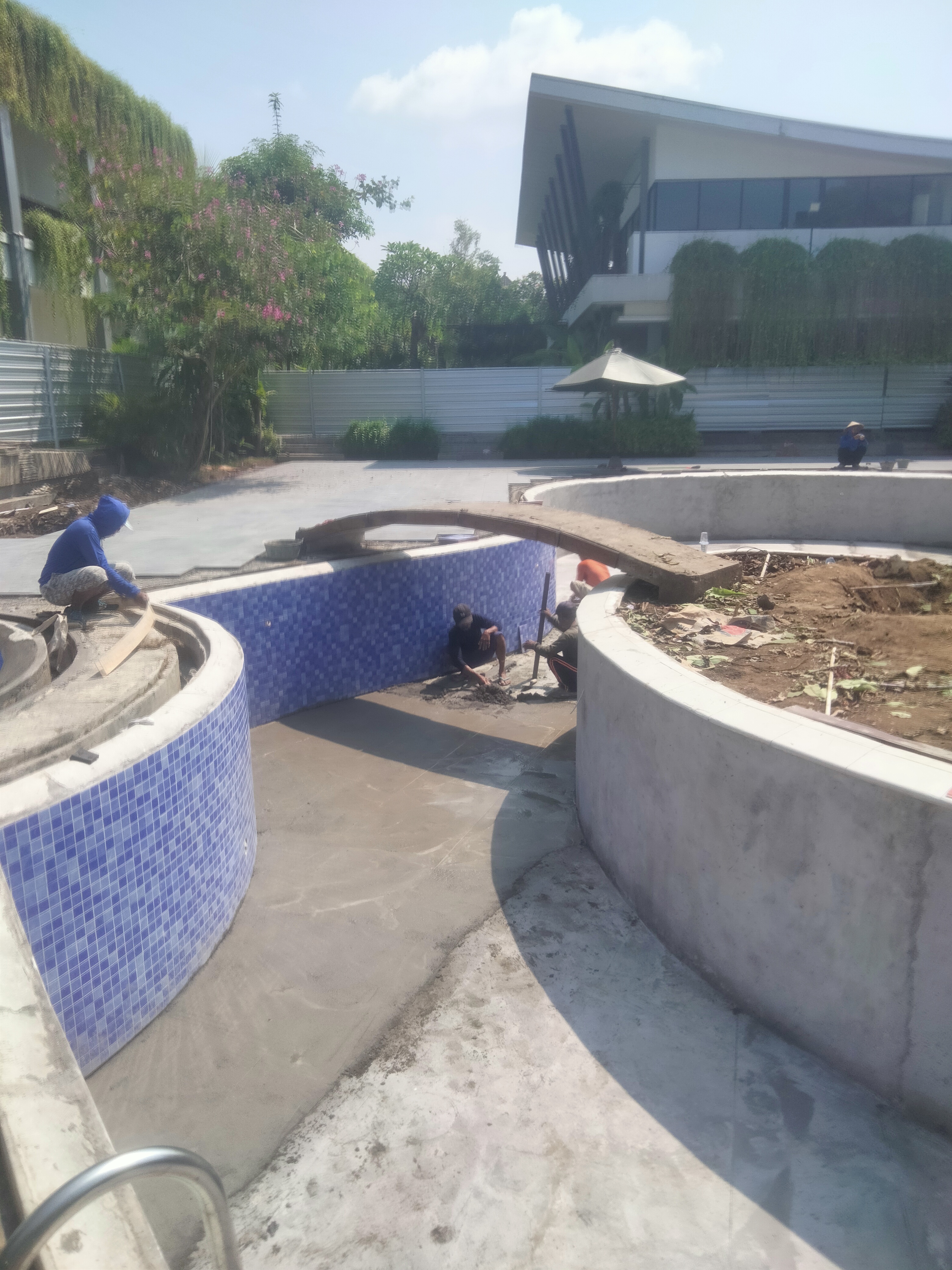 Perbaikan / Renovasi Kolam Renang 3
